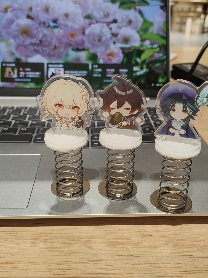 Buy 1 Get 1 - Custom Acrylic Shaking Bobblehead Standee photo review