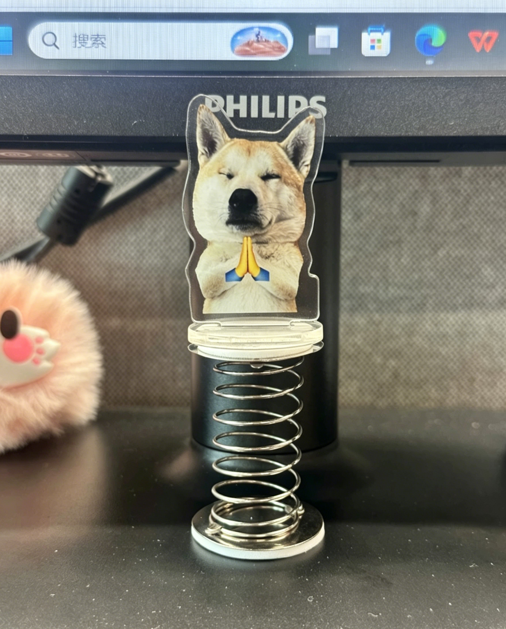 Buy 1 Get 1 - Custom Acrylic Shaking Bobblehead Standee photo review