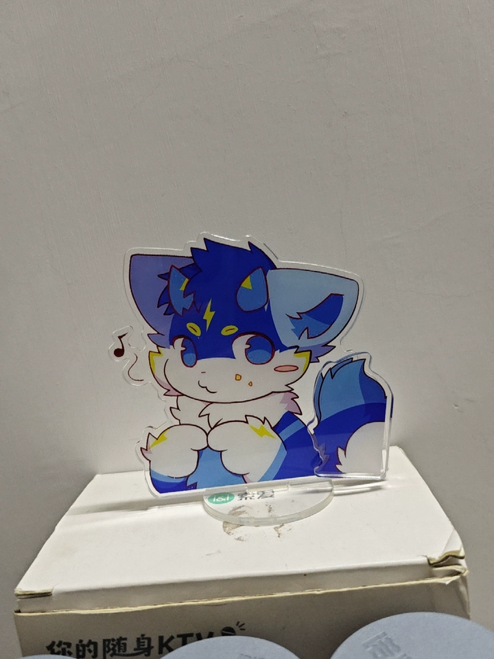 Buy 1 Get 1 Free - Custom Acrylic Spinning Standee & Shaker photo review